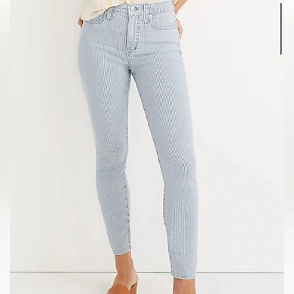 Madewell 10" High-Rise Skinny Crop Jeans in Piper Stripe size 27 - Picture 3 of 9